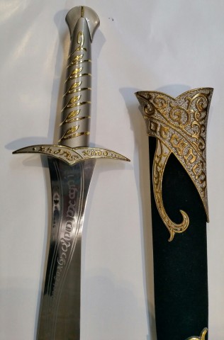 ESPADA DARDO DE BILBO NEGRA CON VAINA - EL SEÑOR DE LOS ANILLOS