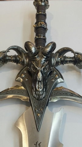 FROSTMOURNE SWORD - WORLD OF WARCRAFT