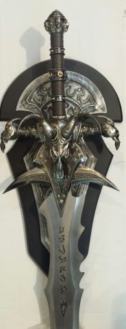 ESPADA FROSTMOURNE O AGONÍA DE ESCARCHA - WORLD OF WARCRAFT