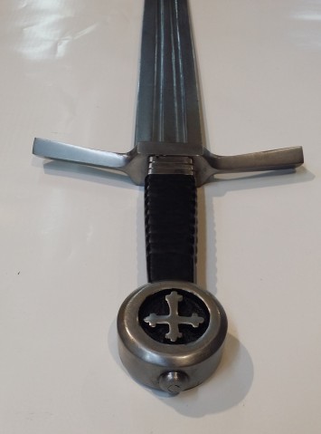 ESPADA FUNCIONAL DE COMBATE CRUZ