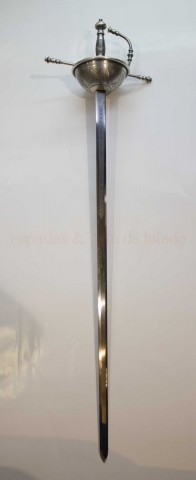 ESPADA CAZOLETA O TIZONA ESPAÑOLA (PLATA)
