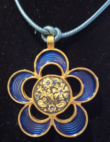 COLGANTE FLOR DAMASQUINADO AZUL COLGANTE FLOR DAMASQUINADO AZUL