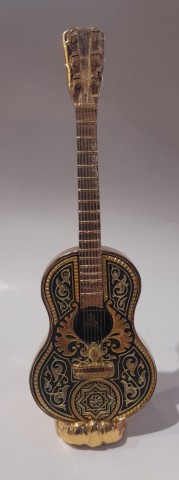 GUITARRA DAMASQUINADA ORO MUDÉJAR